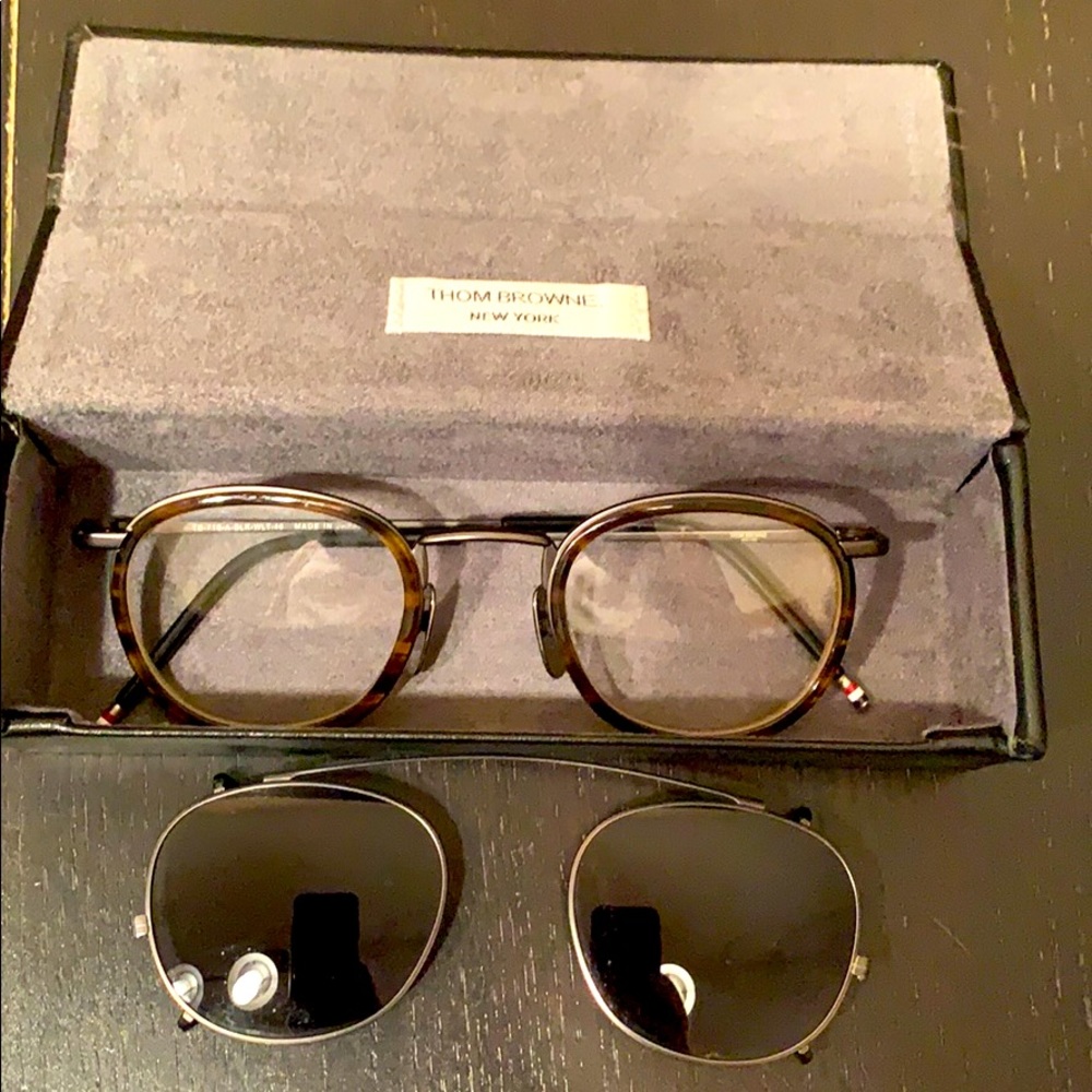 Men’s Thom Browne glasses/sunglasses